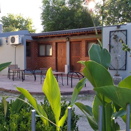 Cabanas Bosques Del Centro Mina Clavero Esterno foto