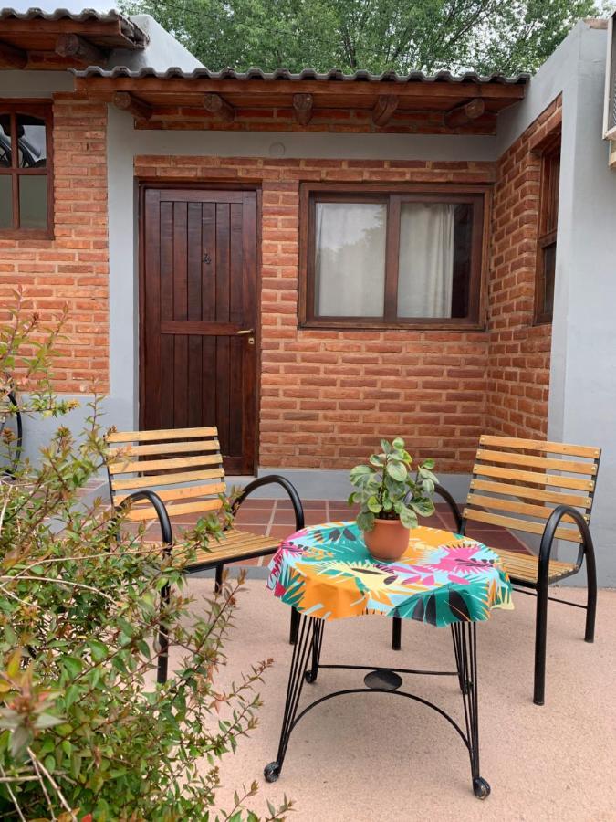 Cabanas Bosques Del Centro Mina Clavero Esterno foto